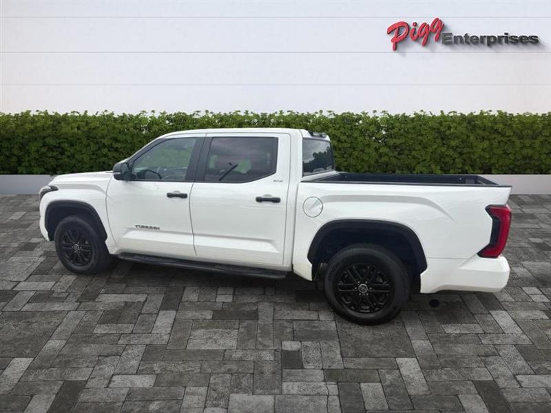Toyota Tundra  2024