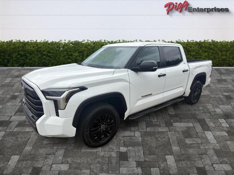 Toyota Tundra  2024
