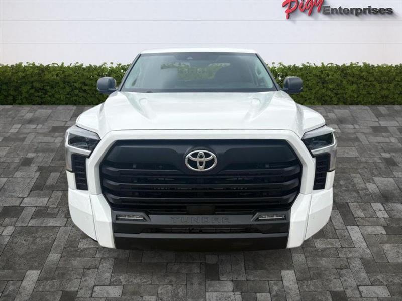 Toyota Tundra  2024