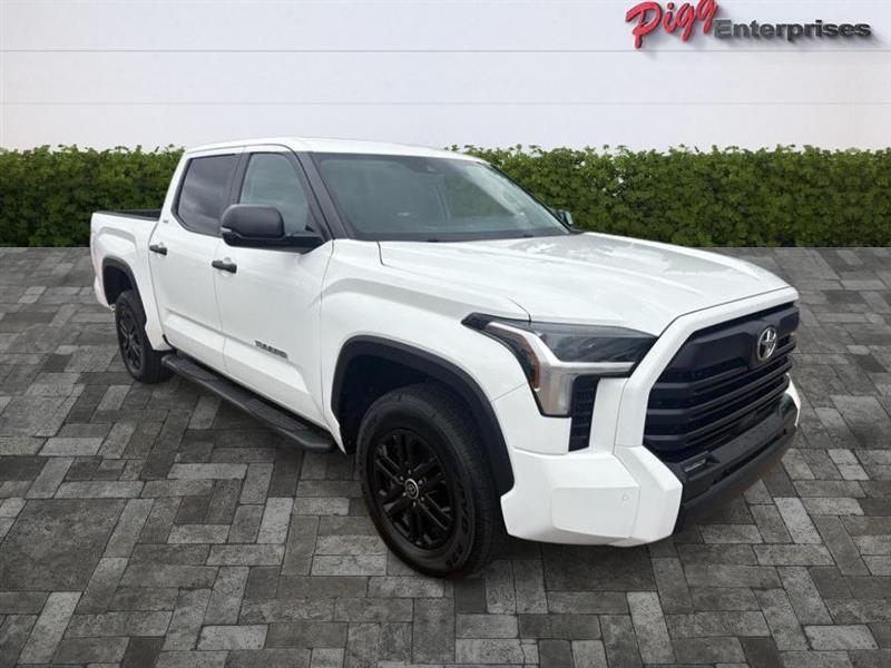 Toyota Tundra  2024