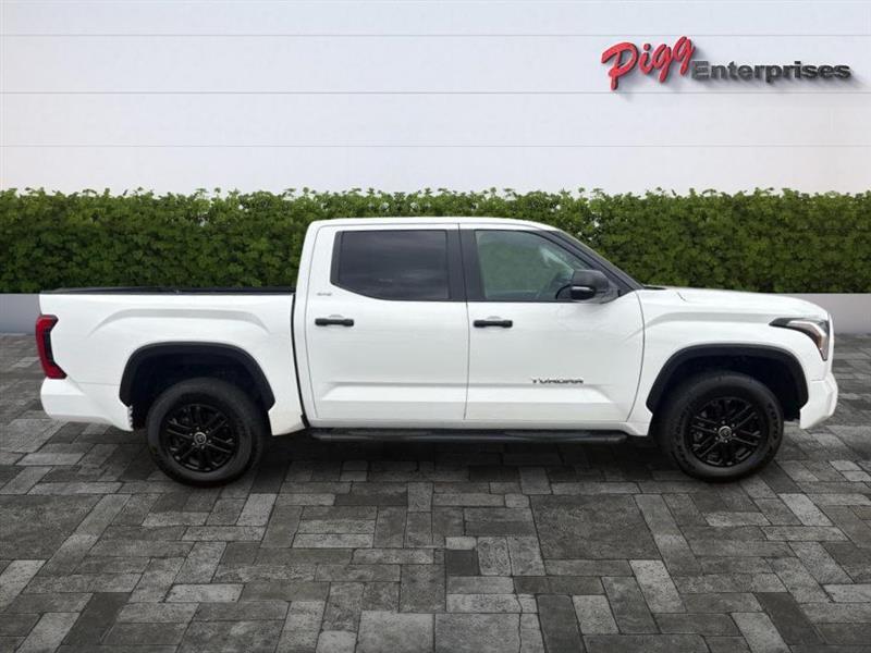 Toyota Tundra  2024
