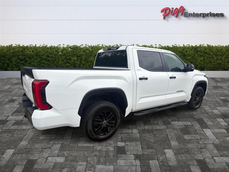 Toyota Tundra  2024