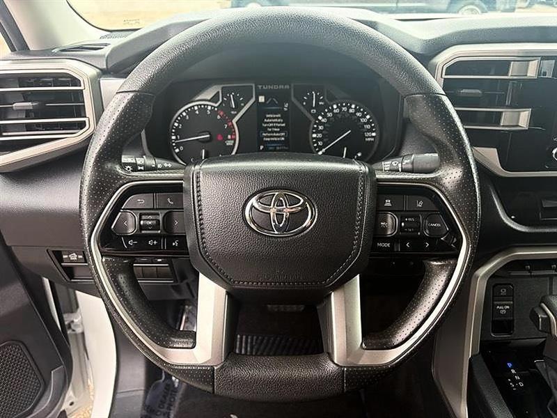 Toyota Tundra  2024