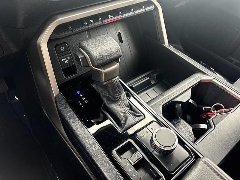 Toyota Tundra  2024