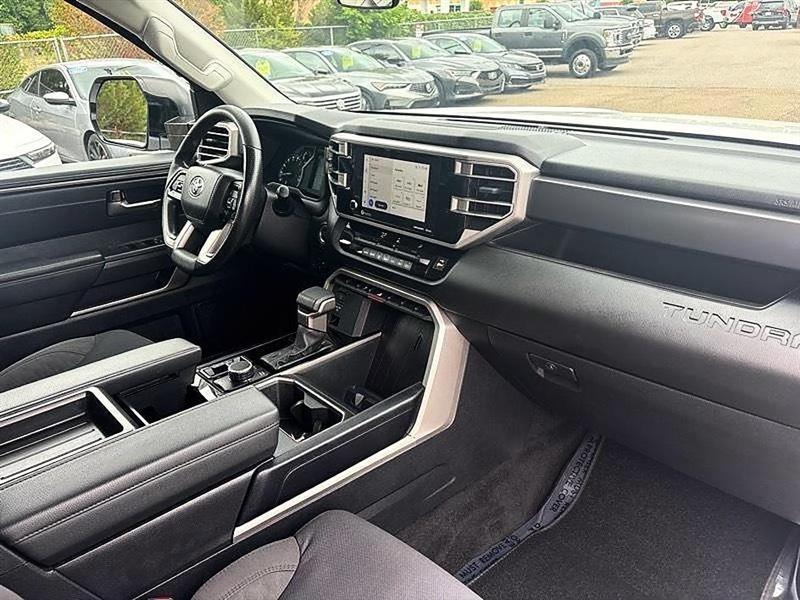 Toyota Tundra  2024