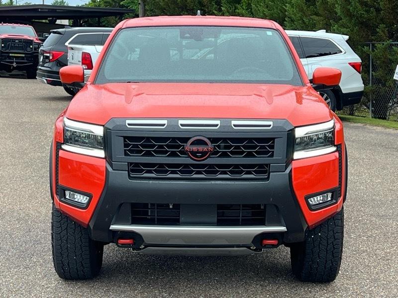 Nissan Frontier  2025