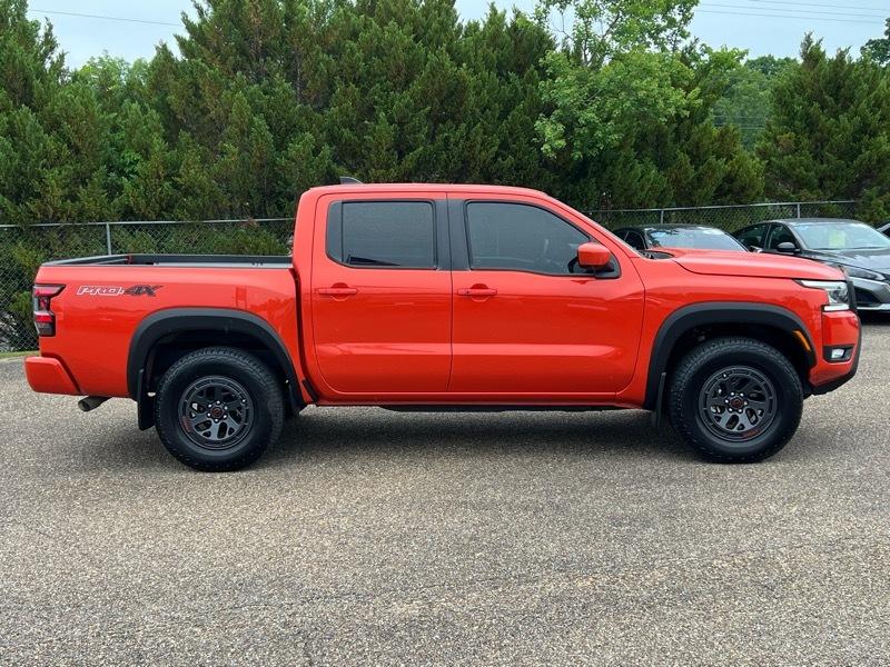 Nissan Frontier  2025