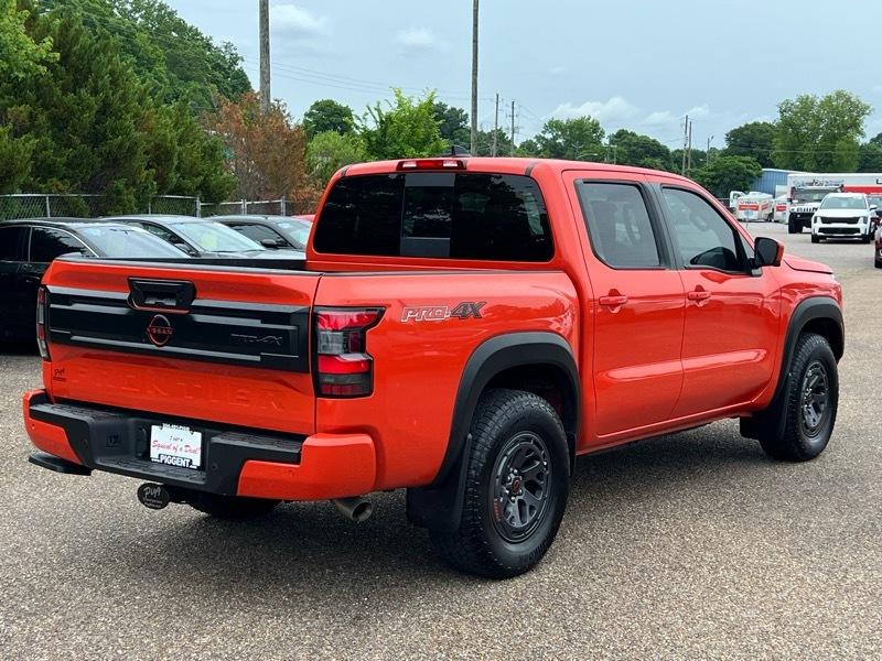 Nissan Frontier  2025