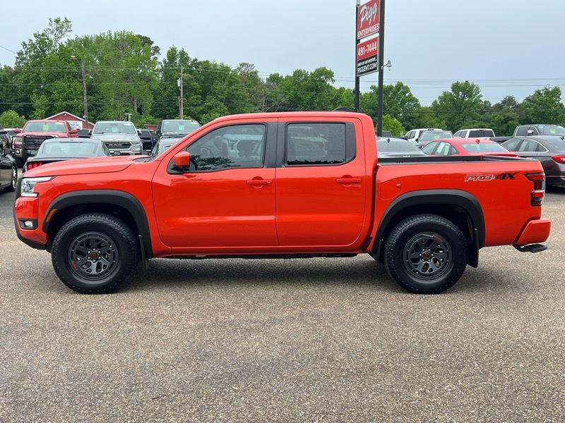 Nissan Frontier  2025