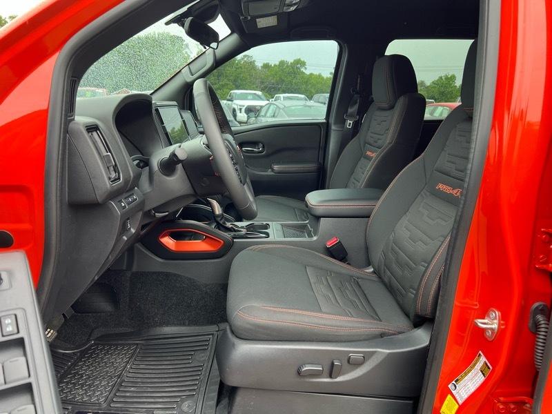 Nissan Frontier  2025