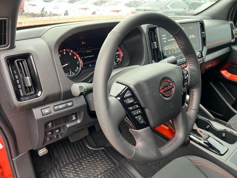 Nissan Frontier  2025