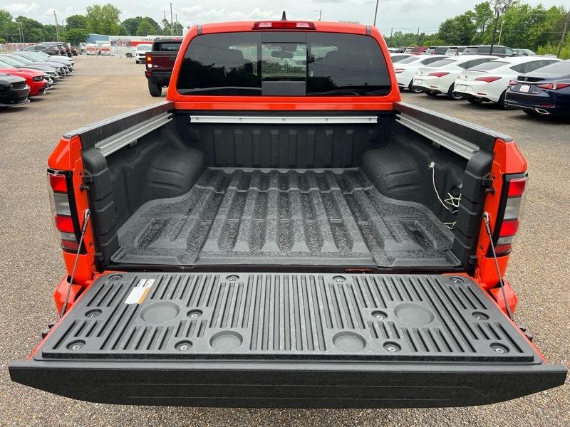 Nissan Frontier  2025