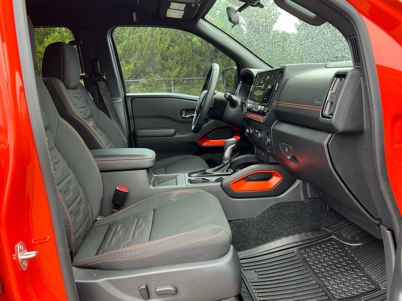 Nissan Frontier  2025