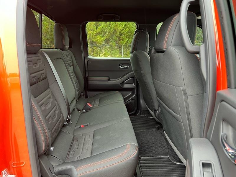 Nissan Frontier  2025