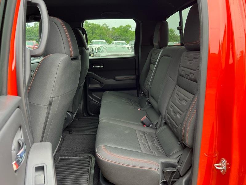 Nissan Frontier  2025