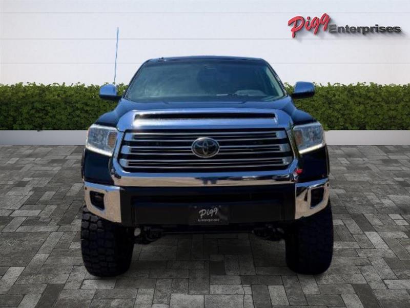 Toyota Tundra  2016