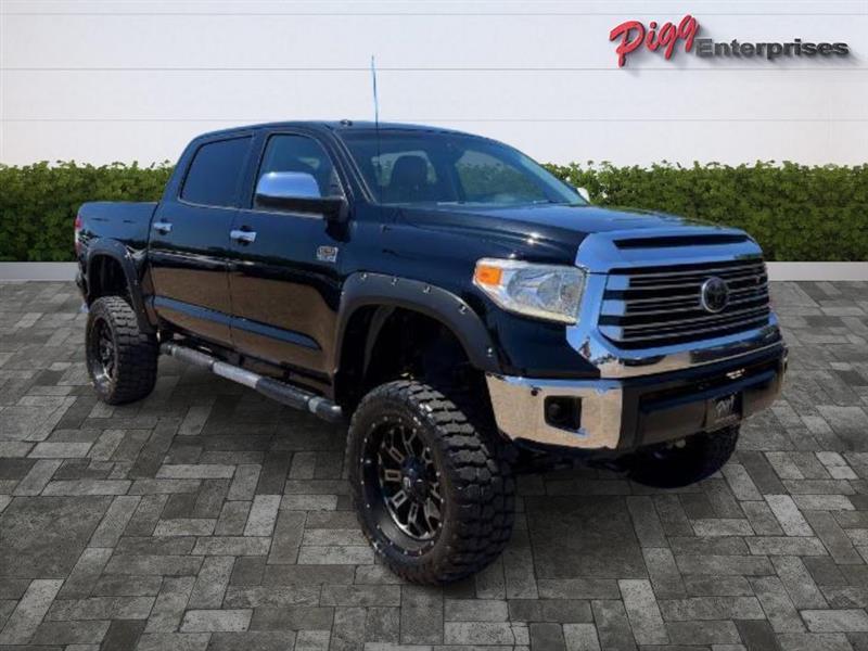 Toyota Tundra  2016