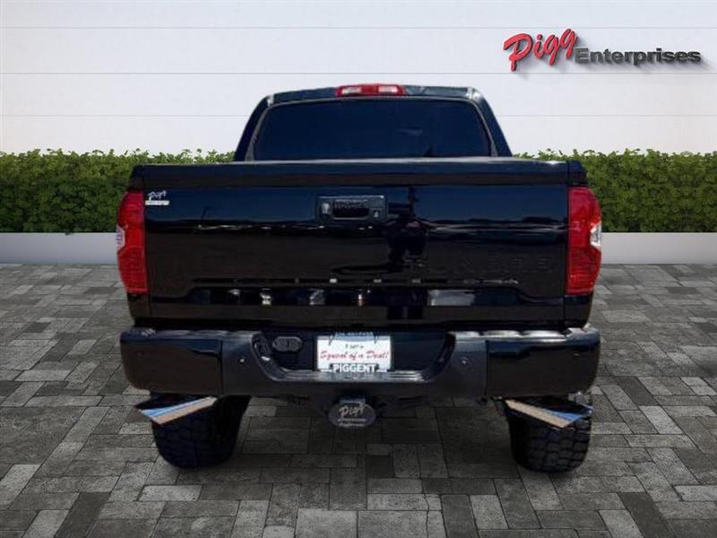 Toyota Tundra  2016