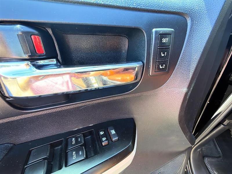 Toyota Tundra  2016