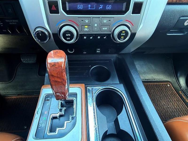 Toyota Tundra  2016