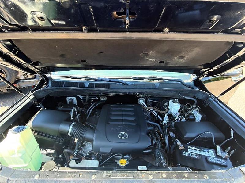 Toyota Tundra  2016