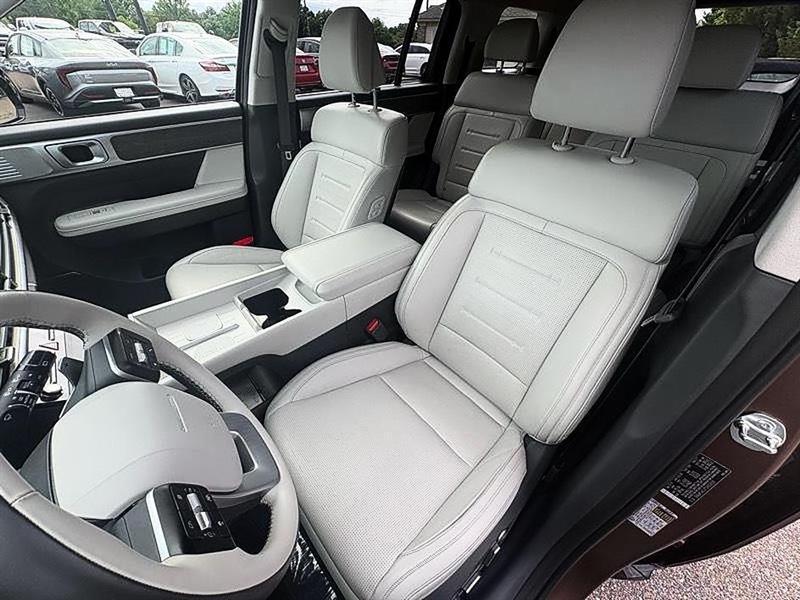Hyundai Santa Fe Hybrid  2025