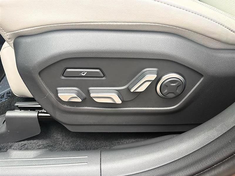 Hyundai Santa Fe Hybrid  2025