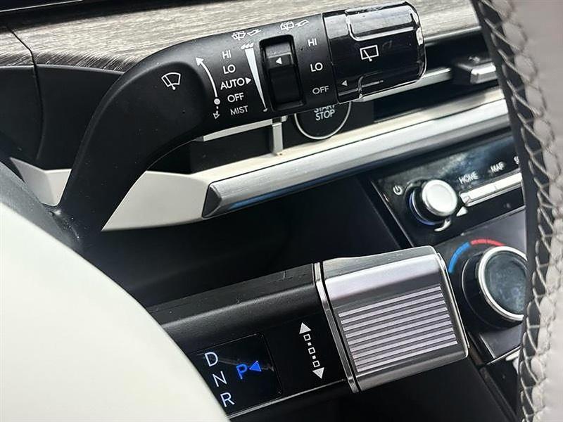 Hyundai Santa Fe Hybrid  2025