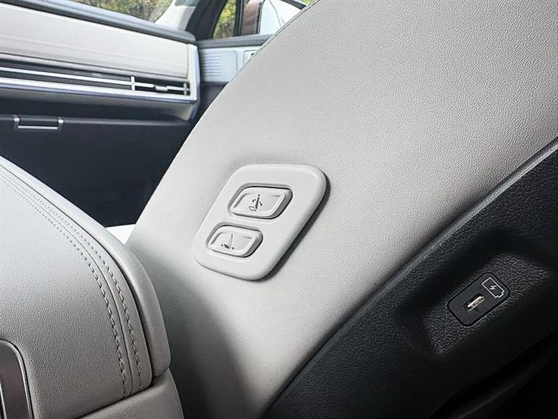 Hyundai Santa Fe Hybrid  2025