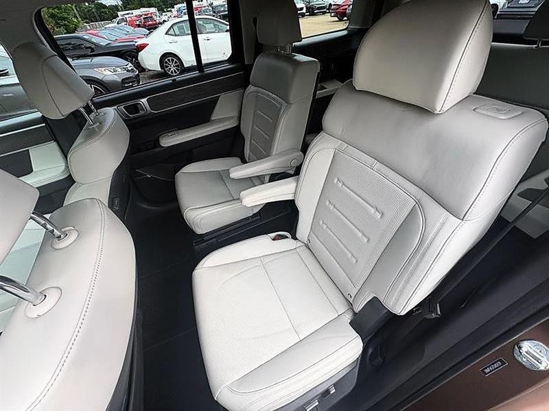 Hyundai Santa Fe Hybrid  2025