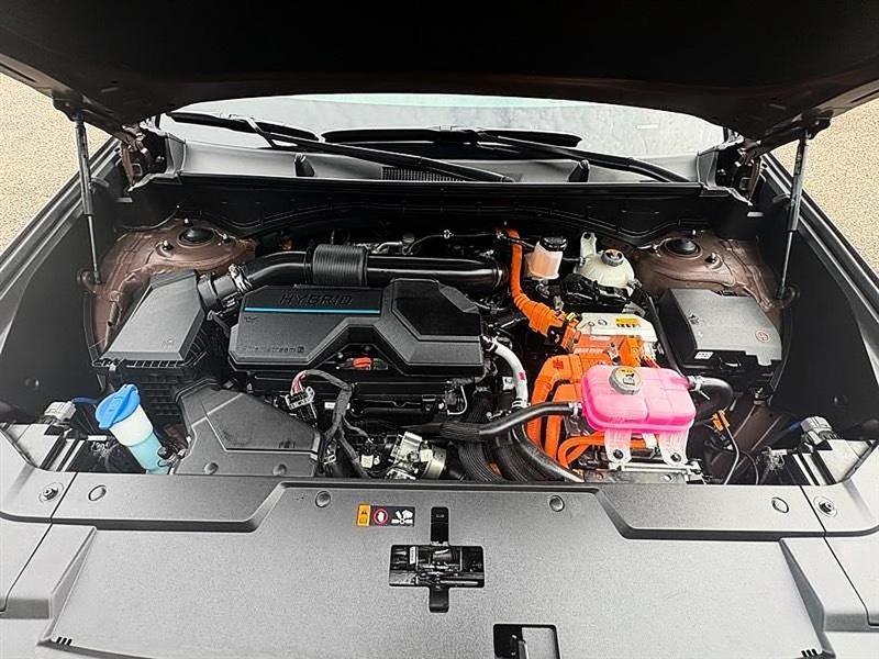 Hyundai Santa Fe Hybrid  2025