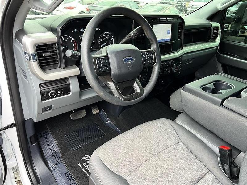 Ford Super Duty F-250 SRW  2024