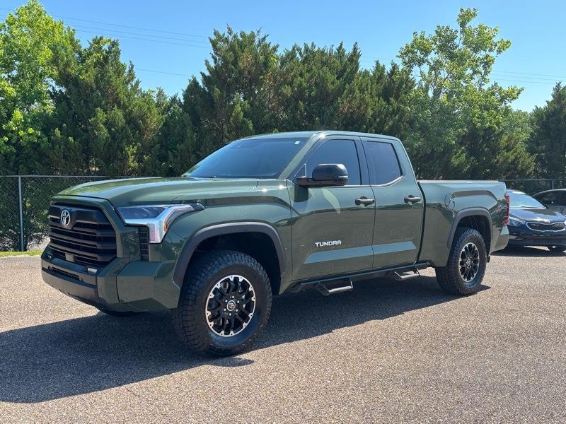 Toyota Tundra  2022