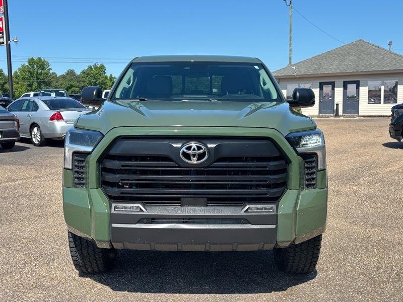 Toyota Tundra  2022