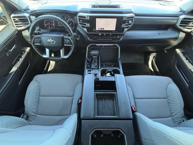 Toyota Tundra  2022