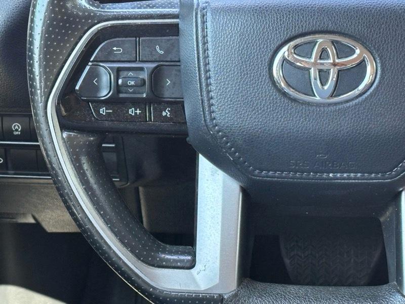 Toyota Tundra  2022