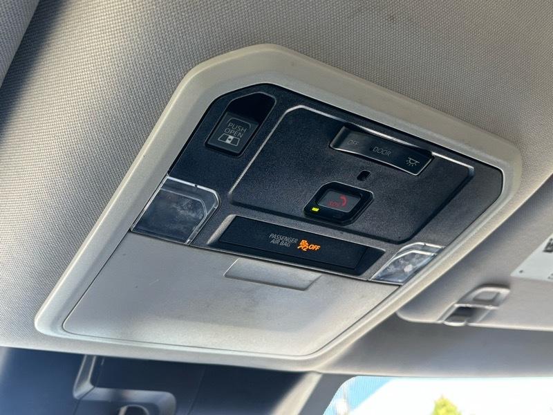 Toyota Tundra  2022