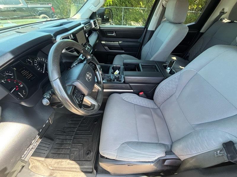 Toyota Tundra  2022