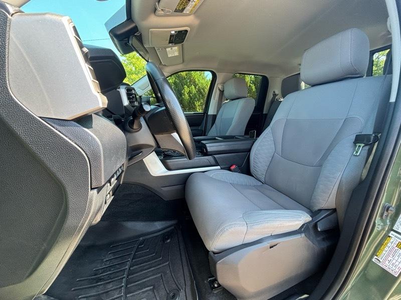 Toyota Tundra  2022