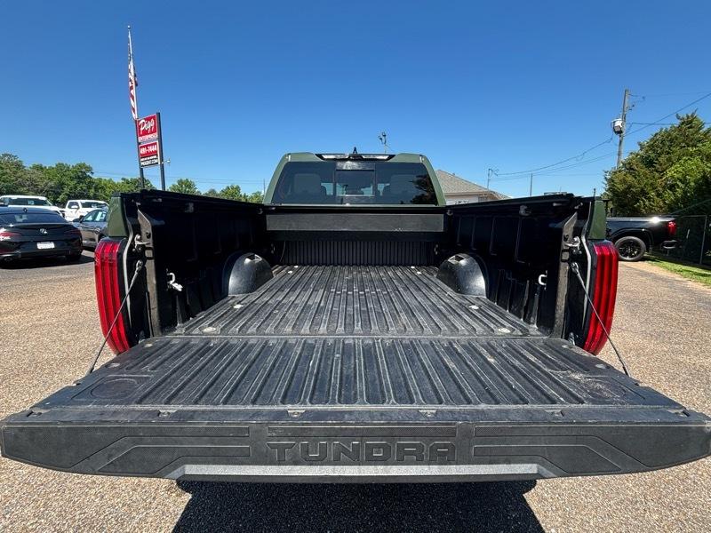Toyota Tundra  2022