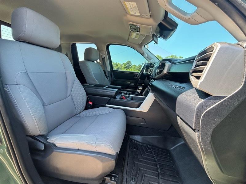 Toyota Tundra  2022