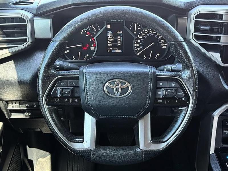 Toyota Tundra  2022