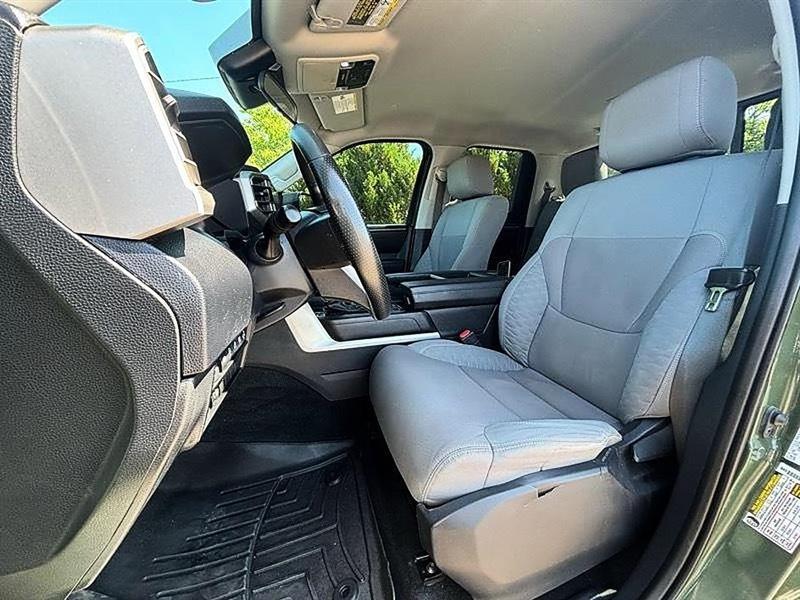 Toyota Tundra  2022