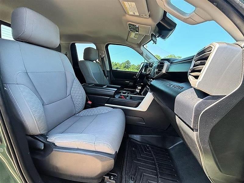 Toyota Tundra  2022