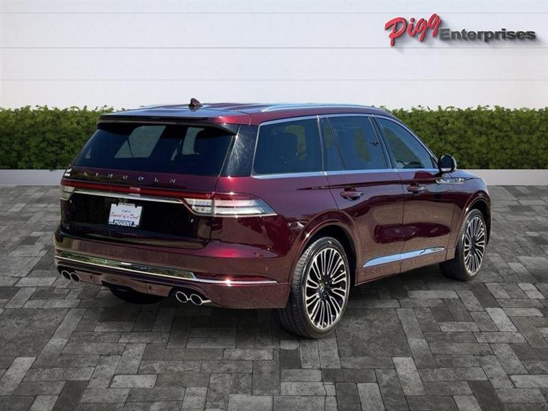 Lincoln Aviator  2020
