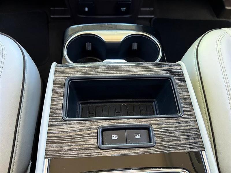 Lincoln Aviator  2020