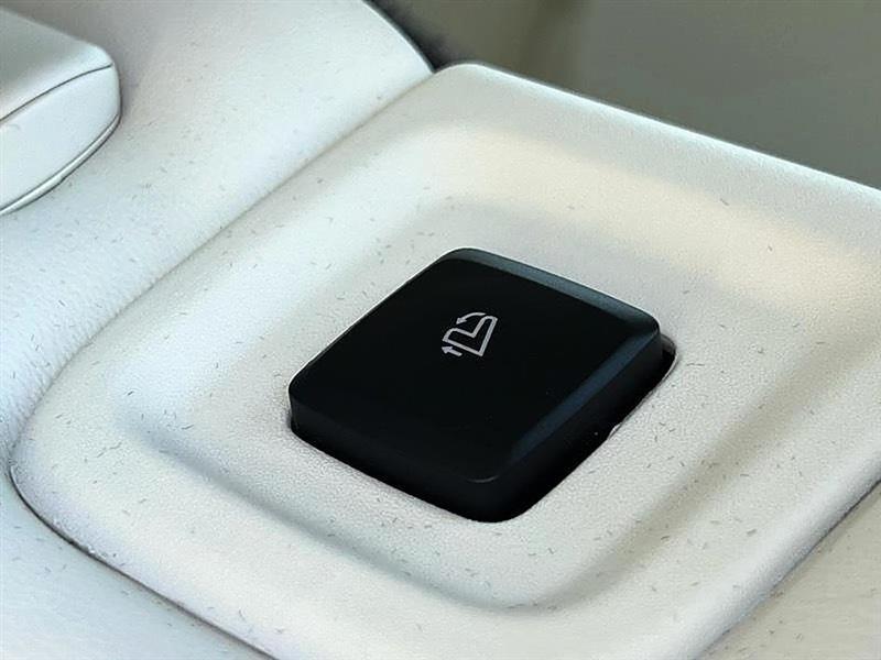 Lincoln Aviator  2020