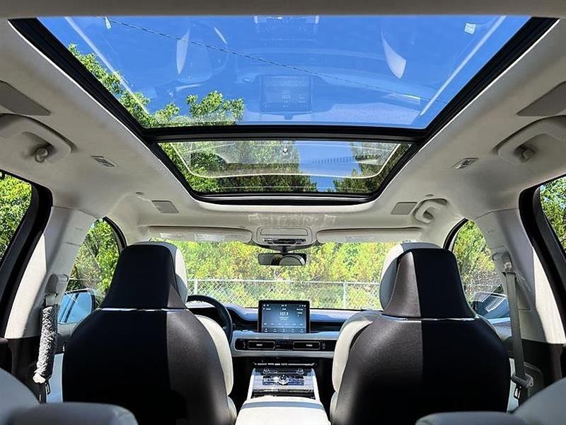 Lincoln Aviator  2020