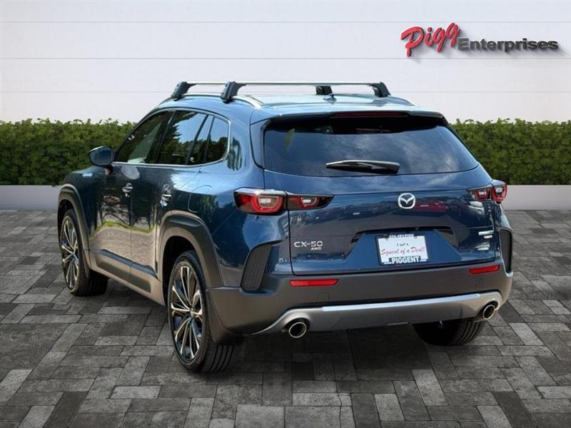Mazda CX-50  2025