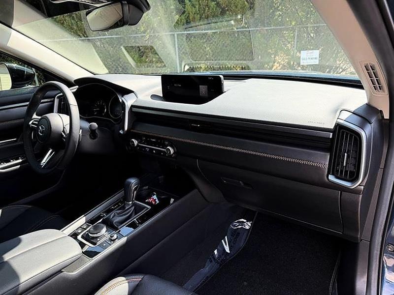 Mazda CX-50  2025